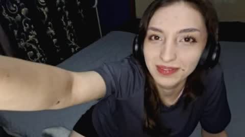 Snapshot of whitleyscianna chatting on 04/30/26, 04:13 Cindy online show from 04/30/26, 04:13