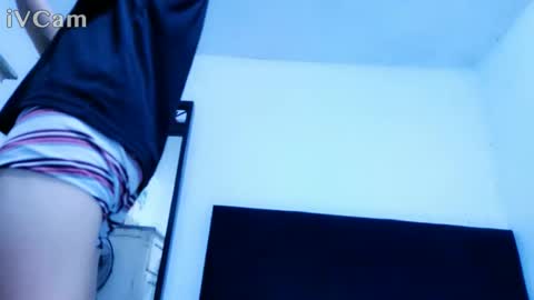 A little Whitte Raven online show from 03/30/26, 07:04