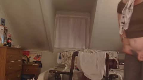 Snapshot of who_is_miss_dior chatting on 02/01/26, 01:15 Miss Dior online show from 02/01/26, 01:15