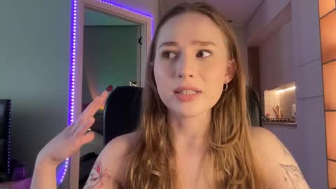 Snapshot of whoisalisa chatting on 12/11/24, 09:41 Alisa online show from 12/11/24, 09:41