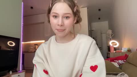 Snapshot of whoisalisa chatting on 01/09/25, 10:20 Alisa online show from 01/09/25, 10:20