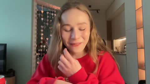 Snapshot of whoisalisa chatting on 02/09/25, 08:33 Alisa online show from 02/09/25, 08:33