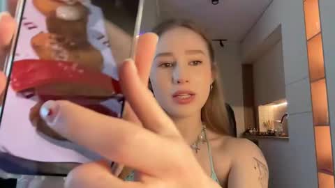 Snapshot of whoisalisa chatting on 02/28/25, 06:43 Alisa online show from 02/28/25, 06:43