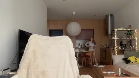 Snapshot of whoisalisa chatting on 11/09/25, 07:28 Alisa online show from 11/09/25, 07:28