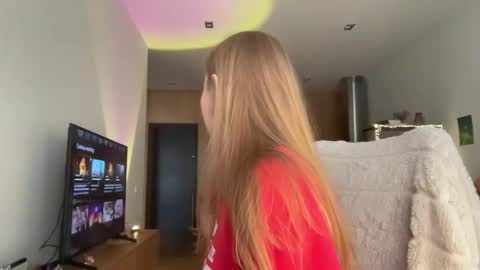 Snapshot of whoisalisa chatting on 02/09/26, 07:34 Alisa online show from 02/09/26, 07:34