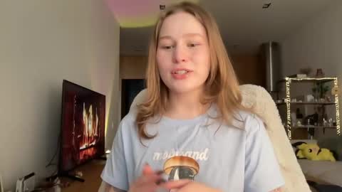 Alisa online show from 04/13/26, 08:09