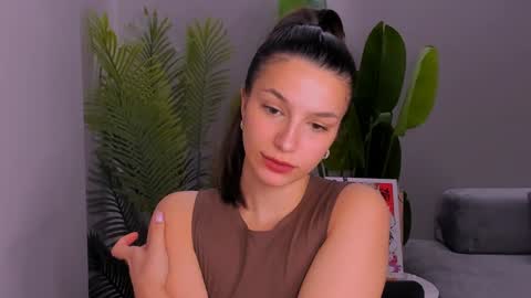 whoislulu online show from 12/03/24, 05:45