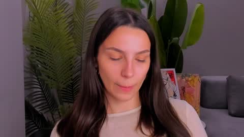 whoislulu online show from 12/18/24, 07:52