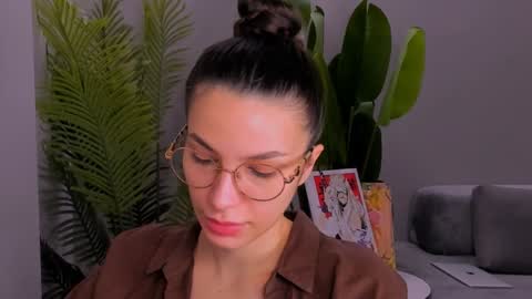 whoislulu online show from 01/20/25, 08:40