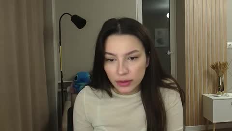 whoislulu online show from 03/01/25, 06:43