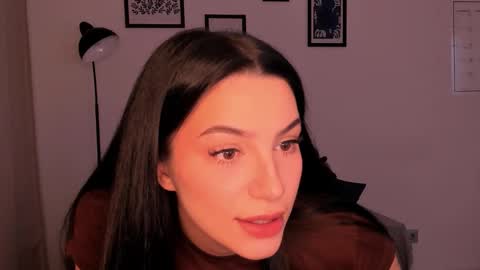 whoislulu online show from 10/24/25, 07:43