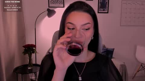 whoislulu online show from 12/22/25, 04:37