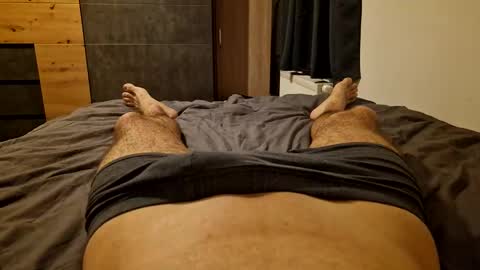 Snapshot of whoknowssomeone chatting on 02/17/25, 09:41 whoknowssomeone online show from 02/17/25, 09:41