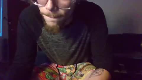 Snapshot of whosten0 chatting on 10/21/25, 01:06 whosten0 online show from 10/21/25, 01:06