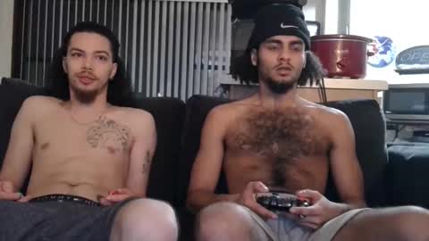 Snapshot of whosten0 chatting on 11/29/25, 04:15 whosten0 online show from 11/29/25, 04:15