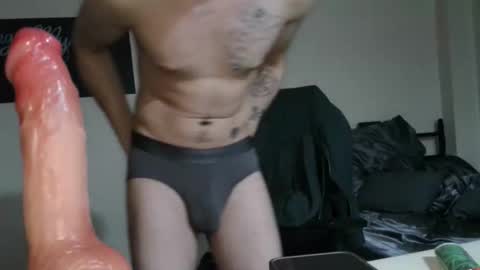 Snapshot of whosten0 chatting on 01/09/26, 12:35 whosten0 online show from 01/09/26, 12:35