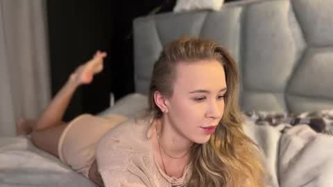 Alice online show from 03/12/25, 06:44