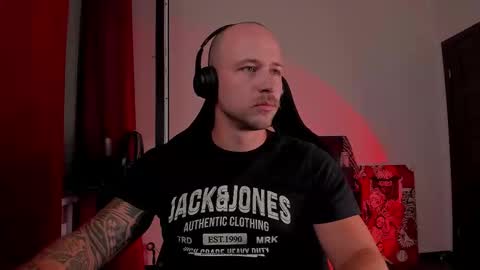 VI online show from 09/15/25, 06:41