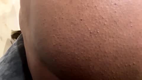 whyou12 online show from 11/22/25, 01:43