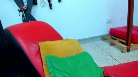 Snapshot of wickedboy_twink chatting on 05/15/26, 04:03 JAISON online show from 05/15/26, 04:03