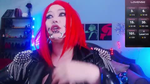 Laura  online show from 12/23/24, 05:49