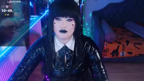 Laura  online show from 01/23/25, 04:52