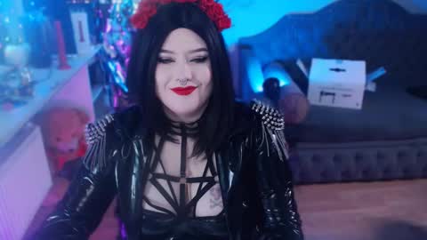 Laura  online show from 01/26/25, 09:51