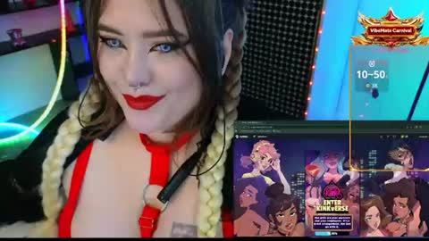 Snapshot of wickedxqueen chatting on 07/18/26, 03:16 Laura online show from 07/18/26, 03:16