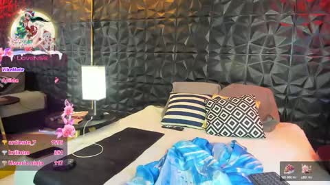 Snapshot of wife_mature chatting on 12/18/24, 03:55 sussy online show from 12/18/24, 03:55