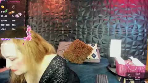 Snapshot of wife_mature chatting on 01/07/25, 12:31 sussy online show from 01/07/25, 12:31