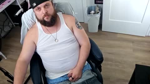 WiggaInAWifebeater online show from 09/09/25, 04:50