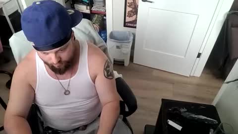 WiggaInAWifebeater online show from 10/11/25, 03:21