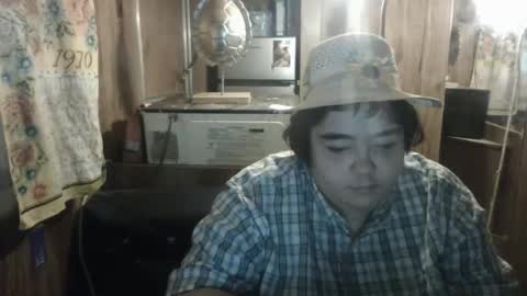 Snapshot of wigper chatting on 03/04/26, 01:55 wigper online show from 03/04/26, 01:55