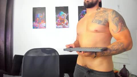 Devon and Chloe online show from 03/04/25, 05:11