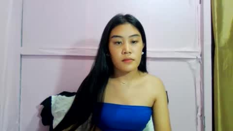 wild_doll69 online show from 04/05/26, 05:32