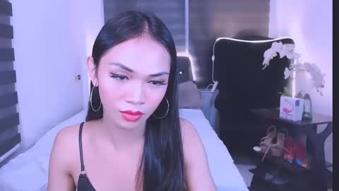 Snapshot of wild_lily30 chatting on 02/10/25, 12:30 wild lily30 online show from 02/10/25, 12:30