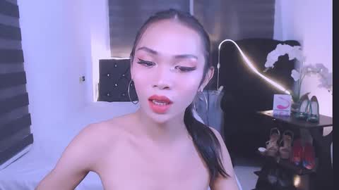Snapshot of wild_lily30 chatting on 02/15/25, 08:54 wild lily30 online show from 02/15/25, 08:54