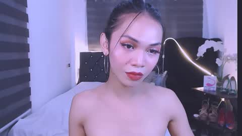 Snapshot of wild_lily30 chatting on 02/17/25, 12:32 wild lily30 online show from 02/17/25, 12:32