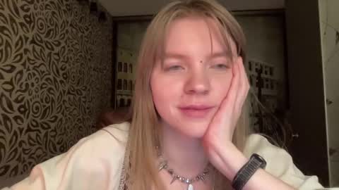 Snapshot of wild_secret chatting on 03/26/26, 06:35 wild_secret online show from 03/26/26, 06:35