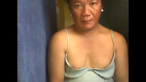 wild_sunflower11 online show from 10/30/25, 08:09