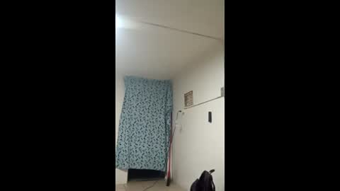 wildboy_53 online show from 01/09/26, 08:06