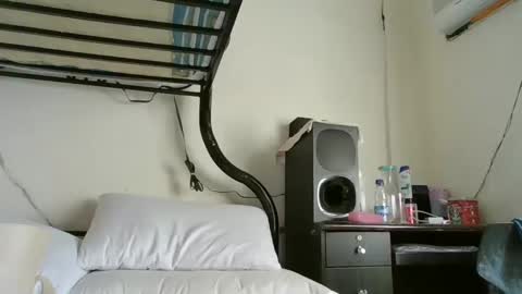 Snapshot of wildbrownchick69 chatting on 01/21/25, 06:54 WildChick online show from 01/21/25, 06:54