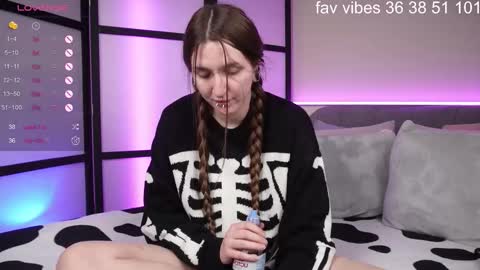 .. alice .. online show from 03/20/26, 02:22