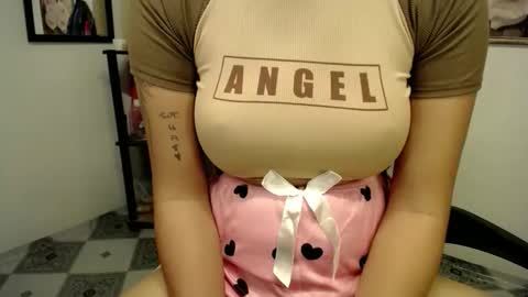 Snapshot of wildflowermitch chatting on 09/09/25, 06:51 Mitch online show from 09/09/25, 06:51