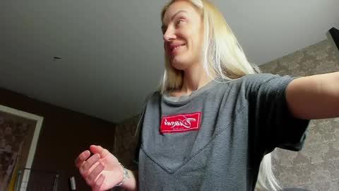 wildforestmuse  twitter online show from 04/02/26, 06:55