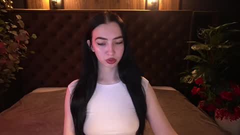 Alena online show from 04/14/26, 05:57