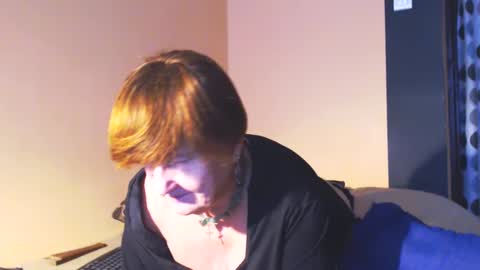 Snapshot of wildredcat chatting on 01/14/25, 12:24 WildRedCat online show from 01/14/25, 12:24