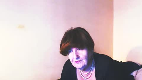 Snapshot of wildredcat chatting on 02/19/25, 01:39 WildRedCat online show from 02/19/25, 01:39