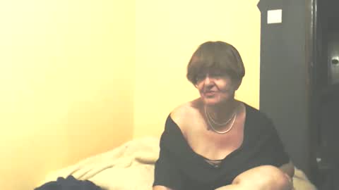 Snapshot of wildredcat chatting on 09/13/25, 11:26 WildRedCat online show from 09/13/25, 11:26