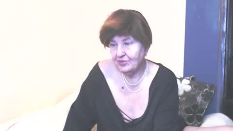 Snapshot of wildredcat chatting on 09/25/25, 10:41 WildRedCat online show from 09/25/25, 10:41